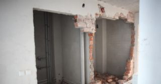 Демонтаж стен Новотроицк, цена от 2988 руб.